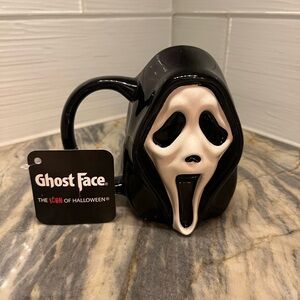 Ghost Face - Scream Sculpted 16 oz. Ceramic Mug Halloween Black And White NWT